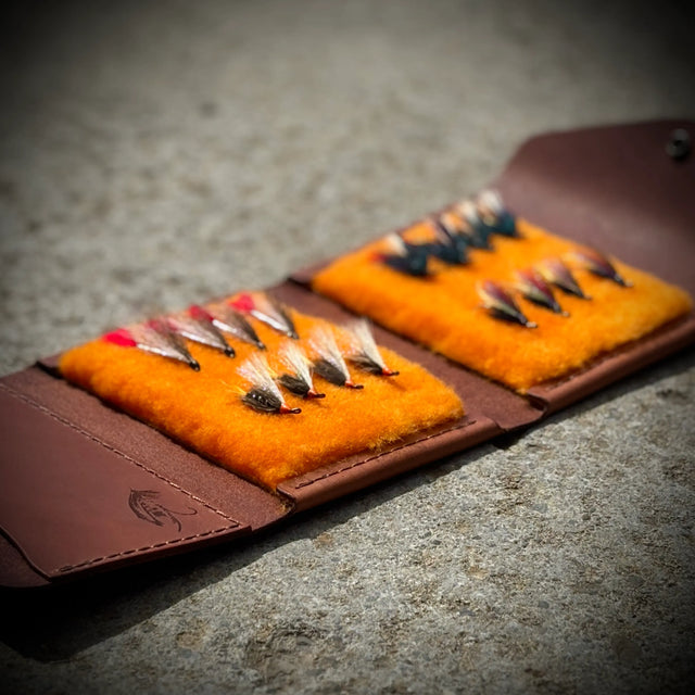 Explorer Fly Wallet - Flowers River Edition