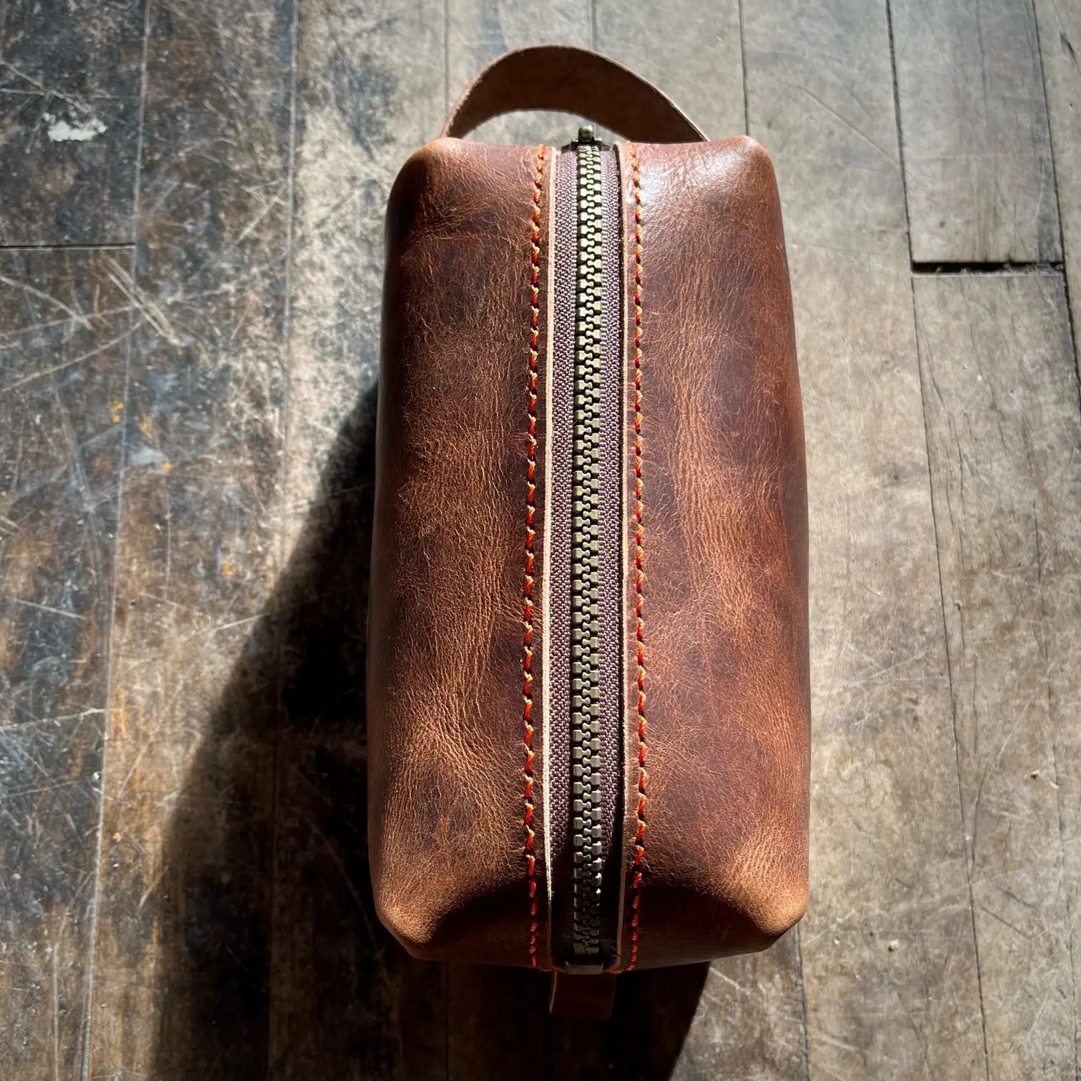 Dopp Bag - Horween Leather – TimberAndFins