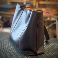 Traveler Tote — Grizzly Brown