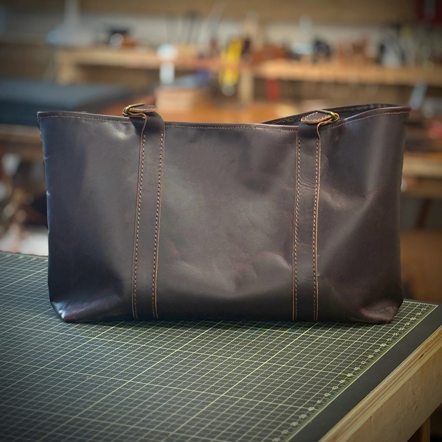 Traveler Tote — Grizzly Brown
