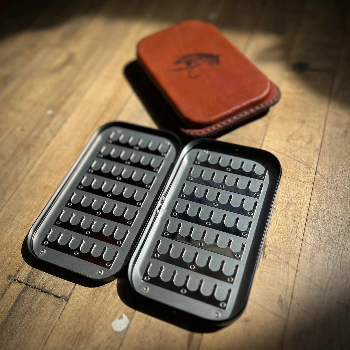 Wheatley Slim Fly Box with Leather Sleeve