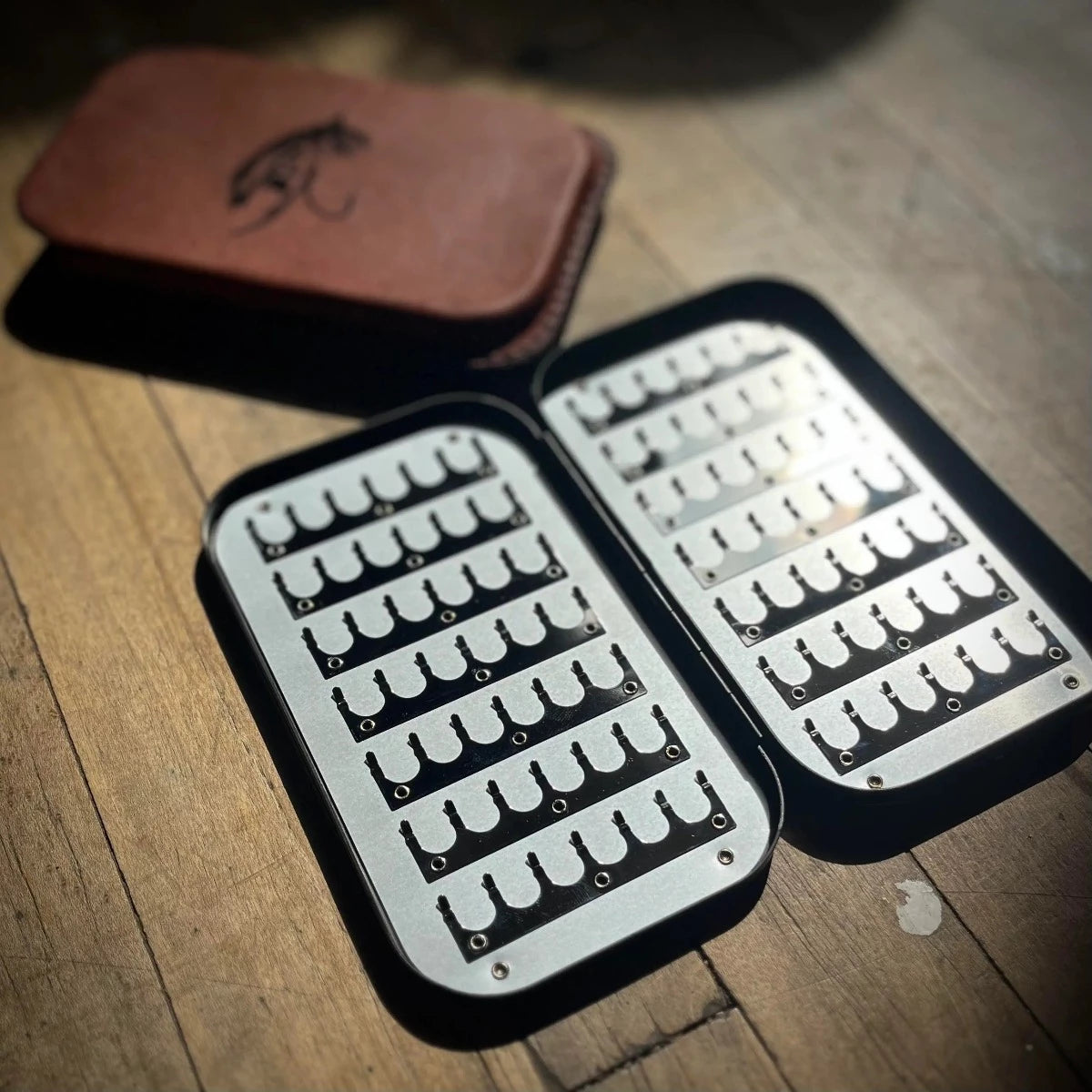 Wheatley Slim Fly Box with Leather Sleeve